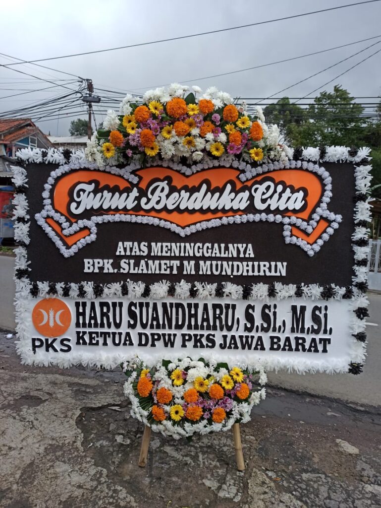 Toko Bunga di sekitar rumah duka Tabitha Ukrida